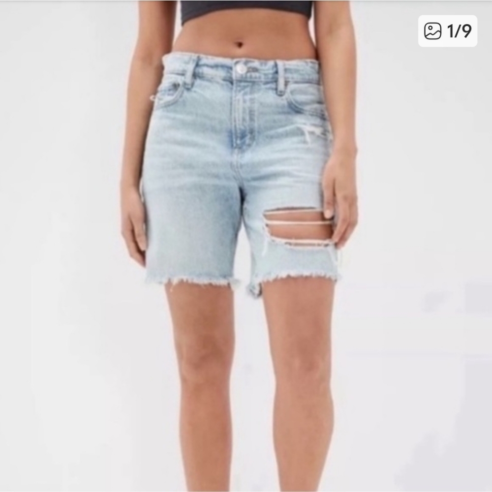 American Eagle Shorts Women's 6 Skater Denim Distressed Raw Hem